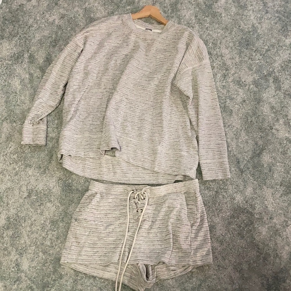 Aerie Beach Set